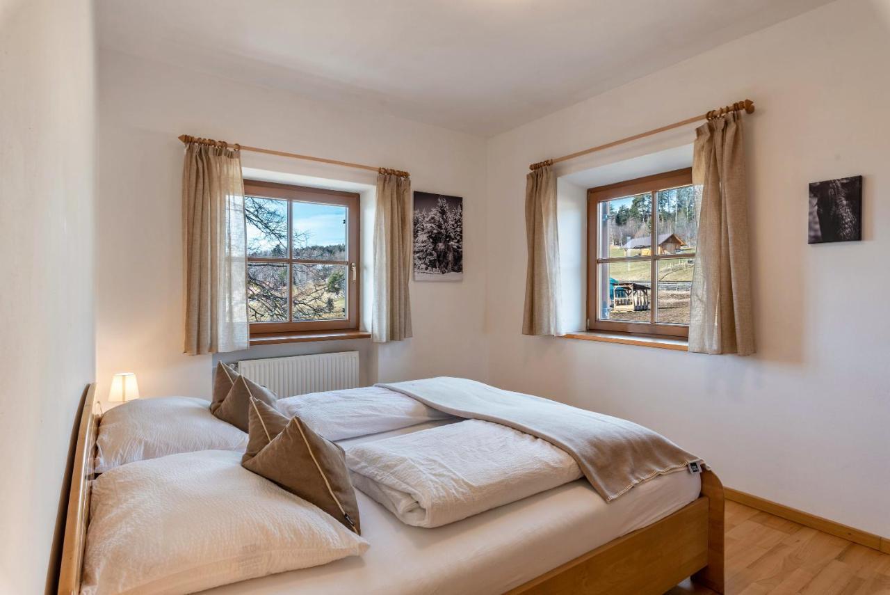 Alpin Farm Linde - Oberweidacherhof Колалбо Екстериор снимка