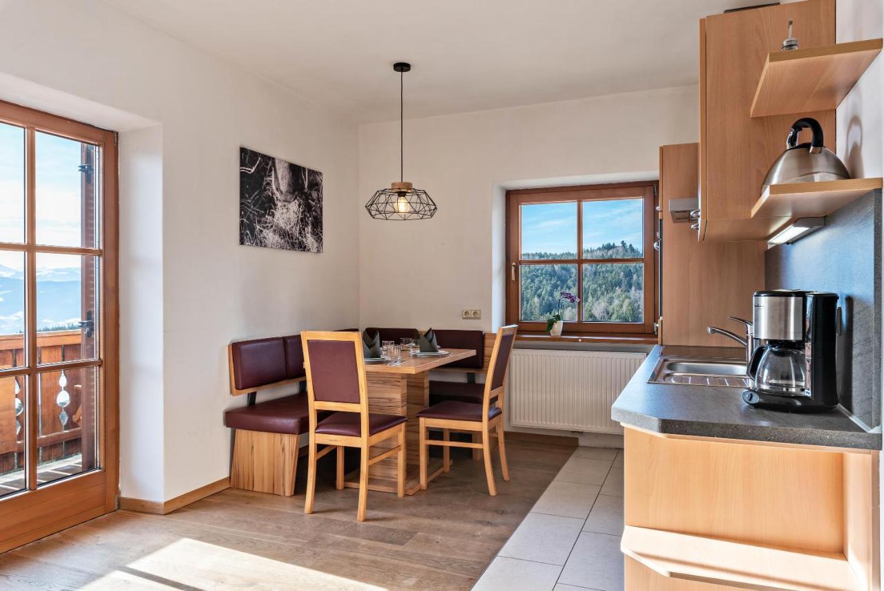 Alpin Farm Linde - Oberweidacherhof Колалбо Екстериор снимка